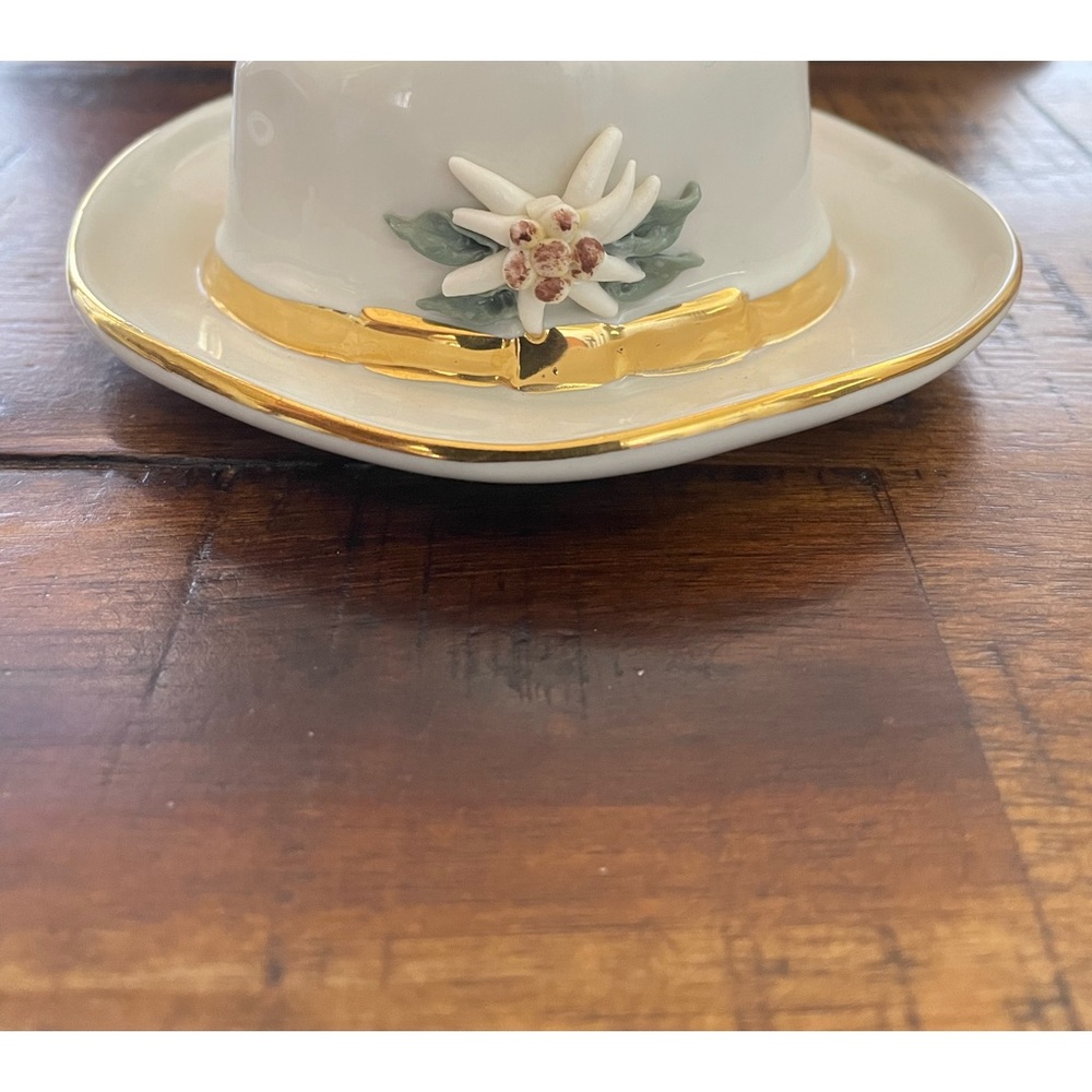 Vintage Dresden white hat with gold figurine